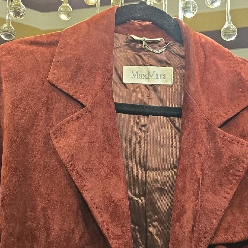 MaxMara it says
